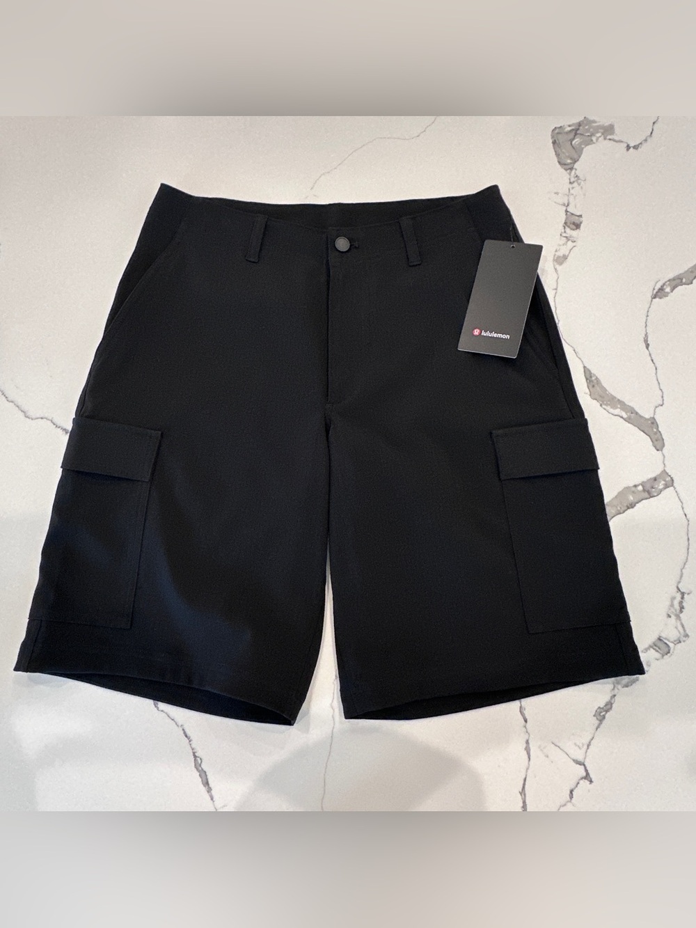 Lululemon Men’s Ripstop Cargo Short 10.5” Size 31 Black NWT